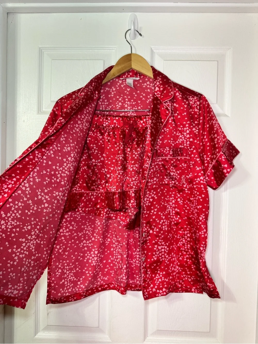 Victoria's Secret Satin Heart Print Shortie PJ Set - Small